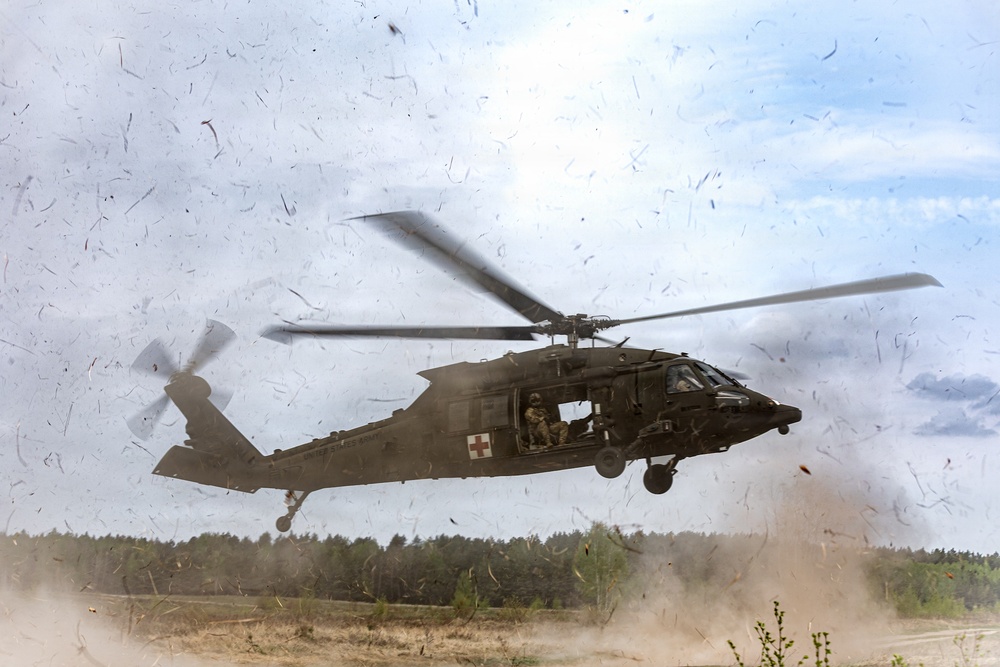 U.S. Army Soldiers conduct MEDEVAC training with 3rd Infantry Division
