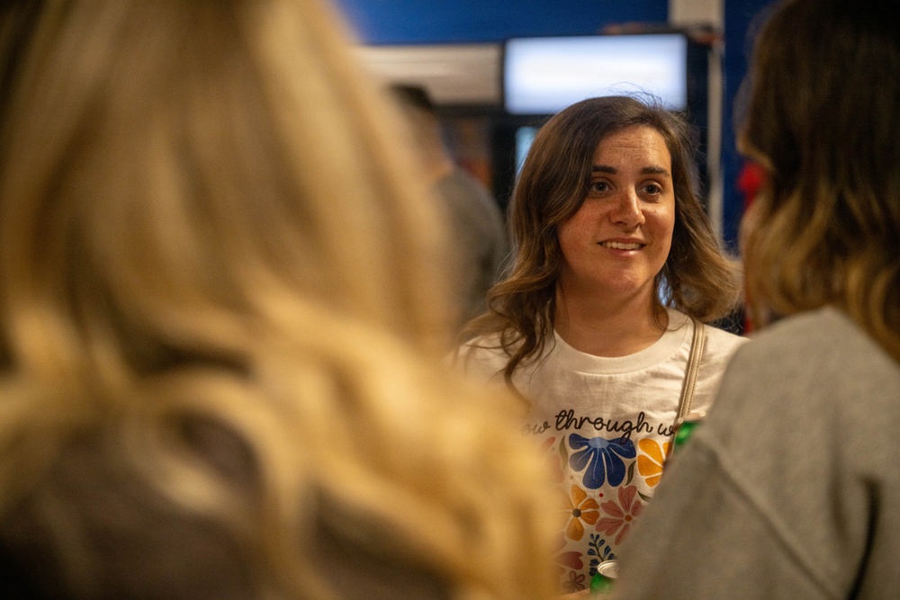 492 FGS, Key Support Liaisons hold morale event for military spouses and families