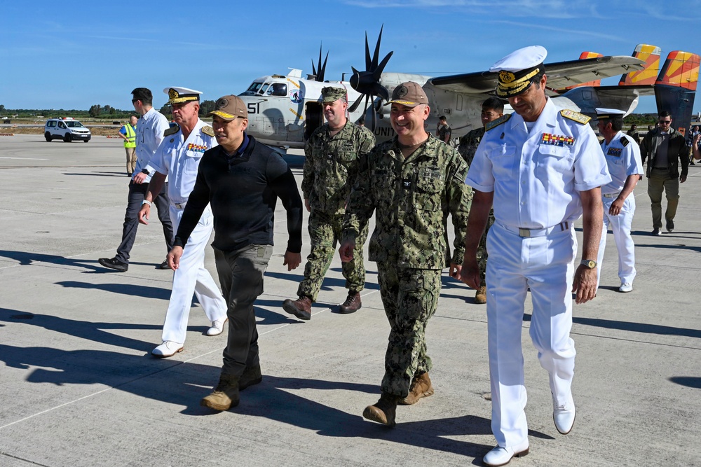 Acting Secretary of the Navy visits NAVSTA Rota