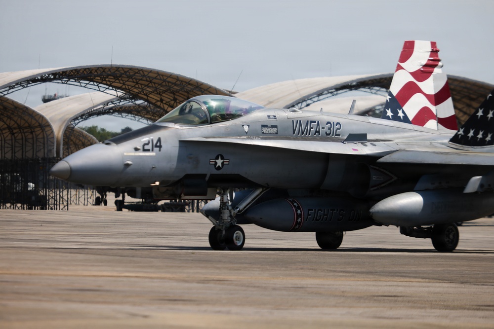 VMFA-312 Fly the Barn