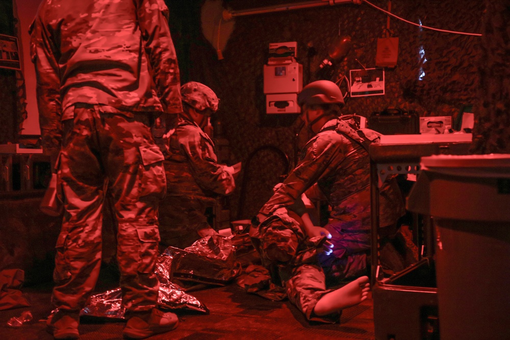 BACH Medics, 101st Soldiers Complete High-Stress Trauma Training