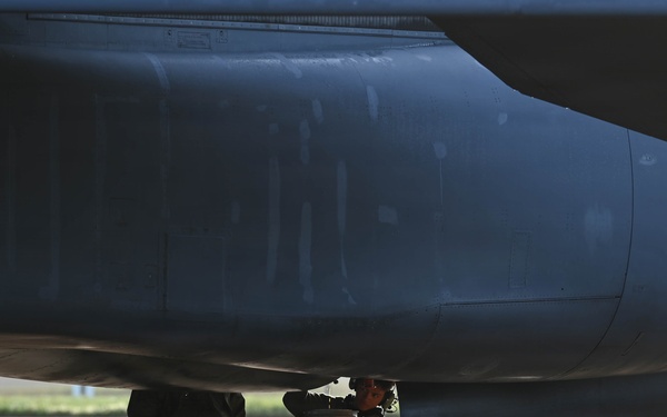 B-1B Lancers takeoff for conditioning flight