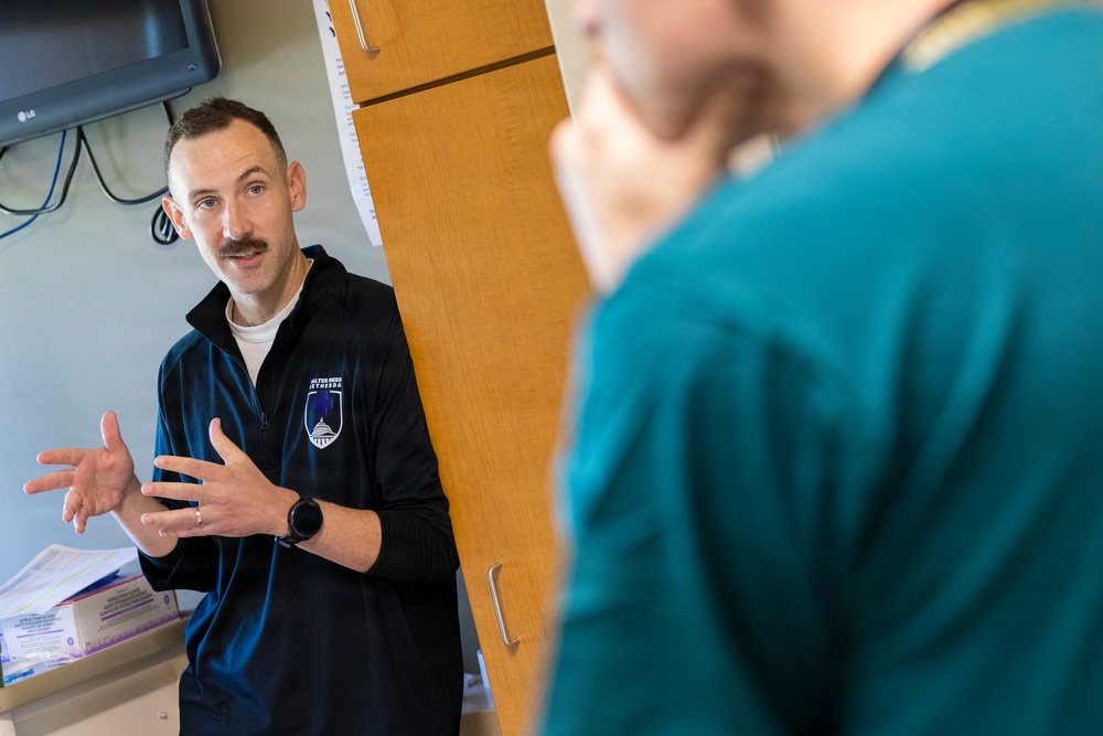 Walter Reed Launches First Navy-Wide Critical Care Nursing Course