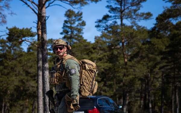 U.S. Marines conduct evacuation control center training in Sweden