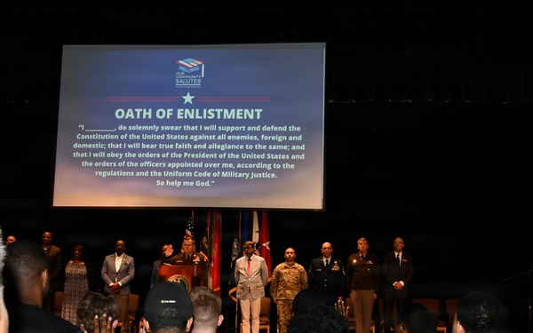 Our Community Salutes: 30 Future Soldiers sworn in at Fayetteville