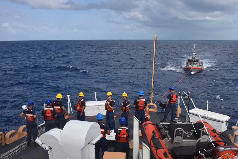 Coast Guard Cutter Thetis and Coast Guard Station Key West conduct tow training at sea