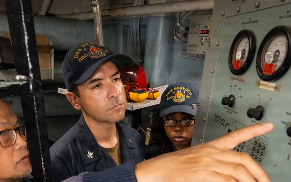 Naval Surface Warfare Center Team Tunes Up Combat System Aboard USS Benfold (DDG 65)