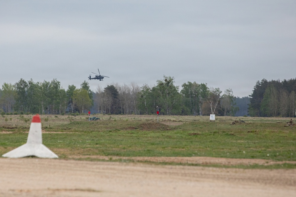 U.S. Soldiers from the 1st Squadron, 2d Cavalry Regiment conduct live-fire exercise