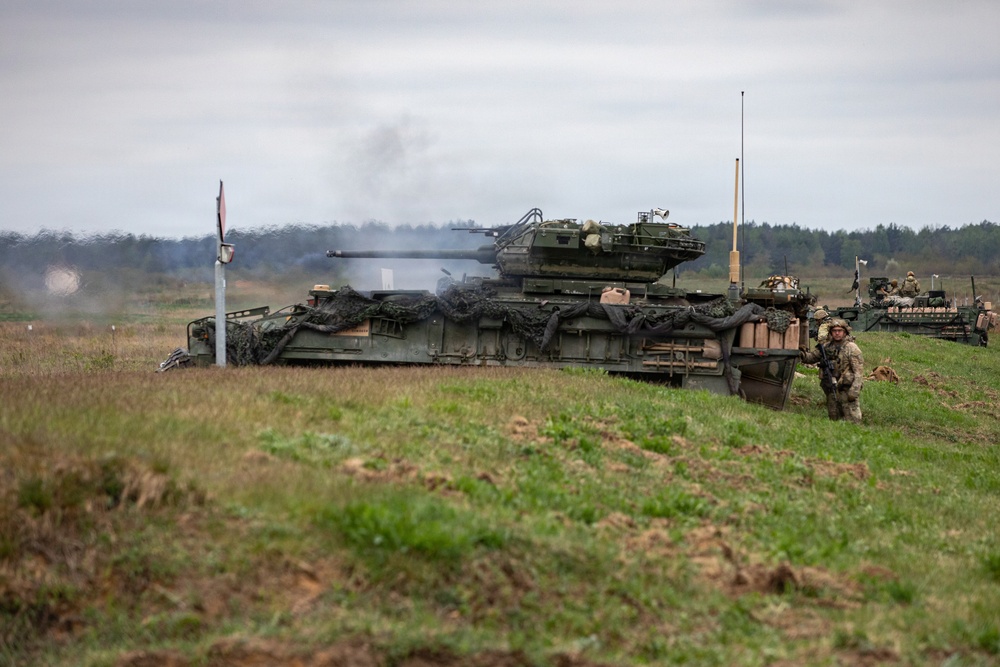 U.S. Soldiers from the 1st Squadron, 2d Cavalry Regiment conduct live-fire exercise