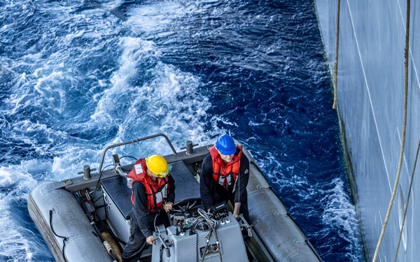 USS Iwo Jima Conducts Small Boat Operations