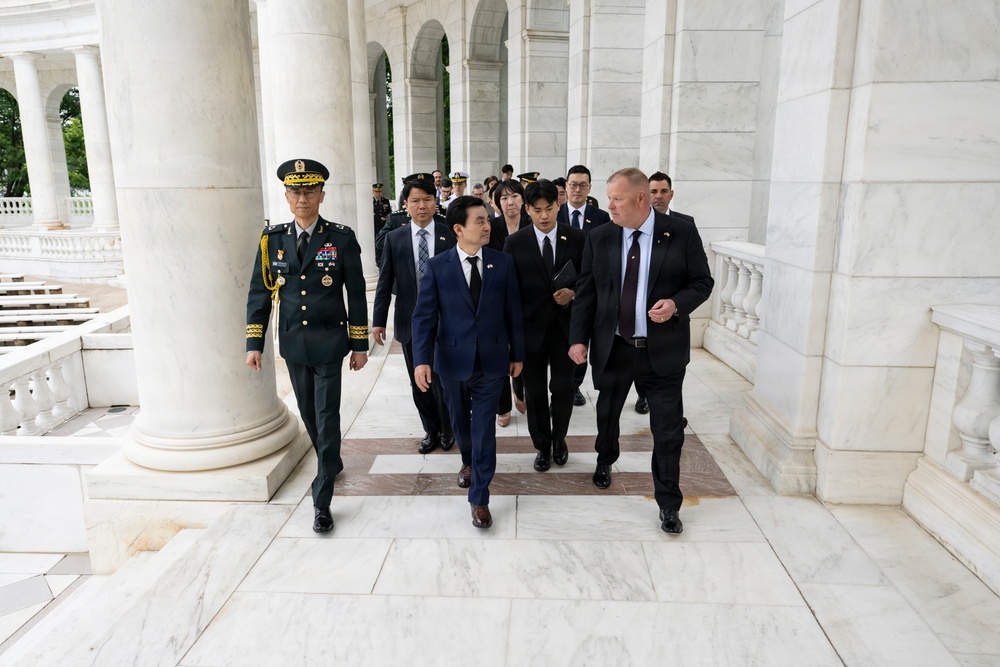 Republic of Korea Minister of National Defense Ahn Gyu-back Visits ANC