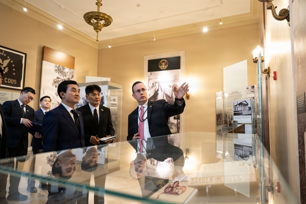 Republic of Korea Minister of National Defense Ahn Gyu-back Visits ANC