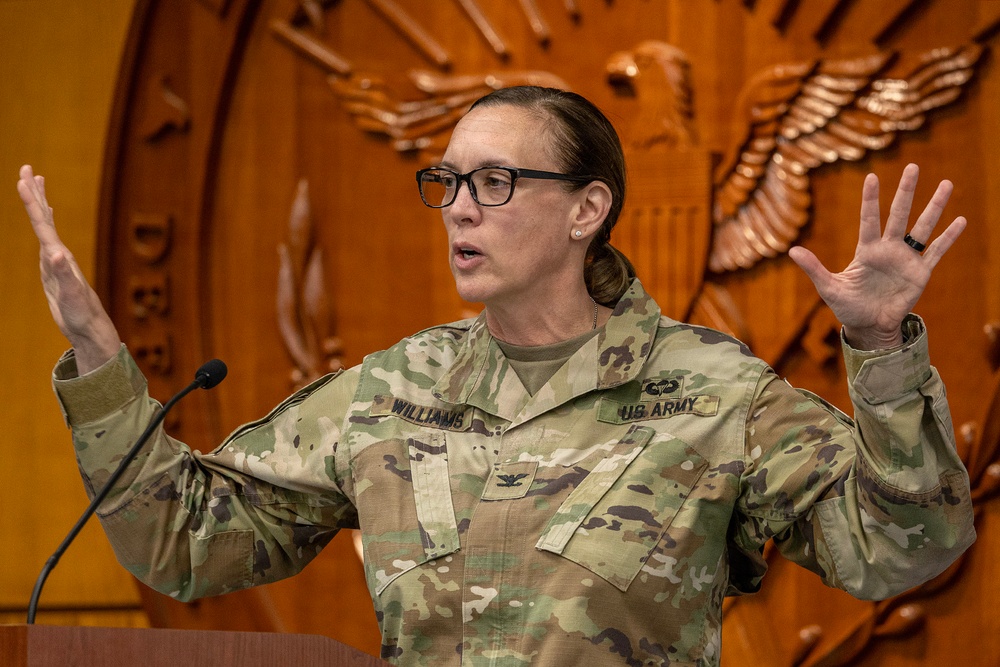 Army-DFAS financial management workshop