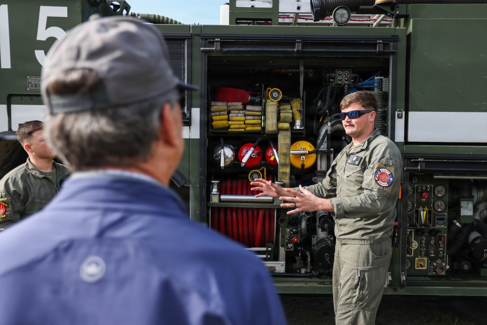 MCAS Beaufort Young Presidents Emeriti tour
