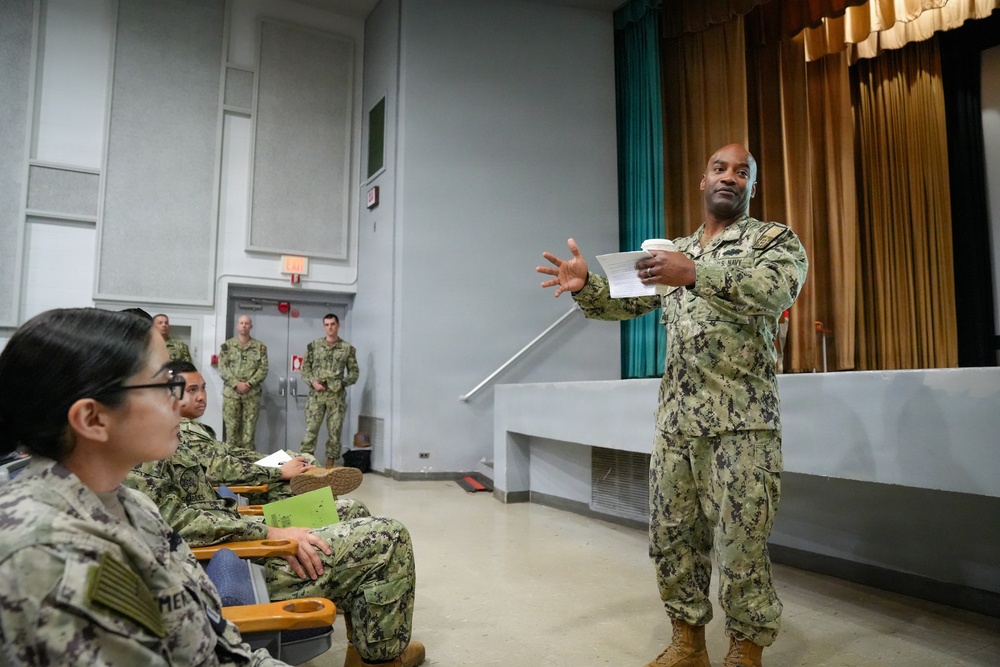 NAVFAC Pacific Commander Speaks at OICC PHNSY All-Hands