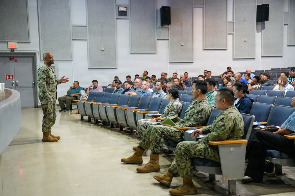 NAVFAC Pacific Commander Speaks at OICC PHNSY All-Hands