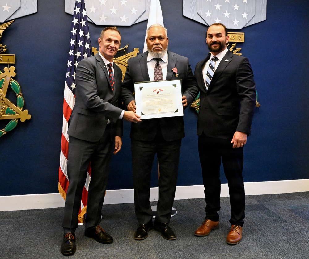 Bronze Star Medal with Valor for Mr. Christopher N. Glover