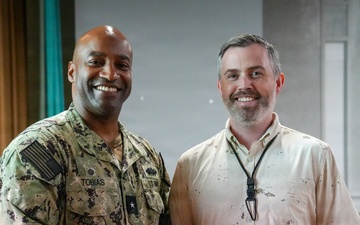NAVFAC Pacific Commander Speaks at OICC PHNSY All-Hands