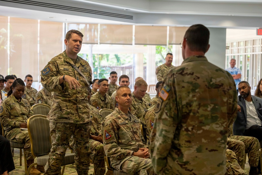 CSO visits Guardians at U.S. Space Forces Indo-Pacific