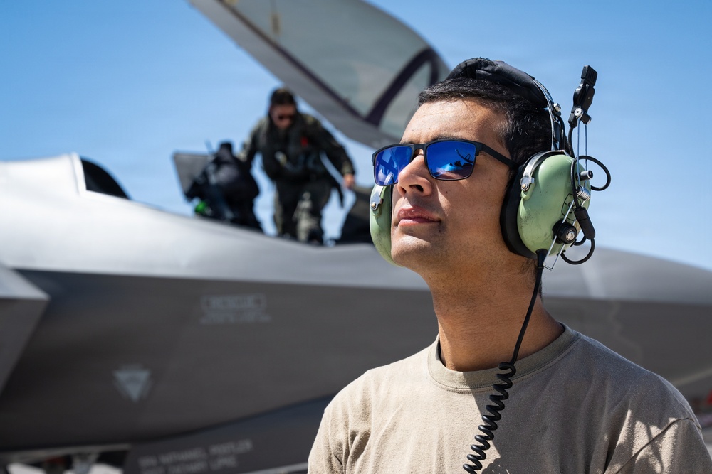 Wisconsin Air National Guard F-35s integrate with 6 WPS