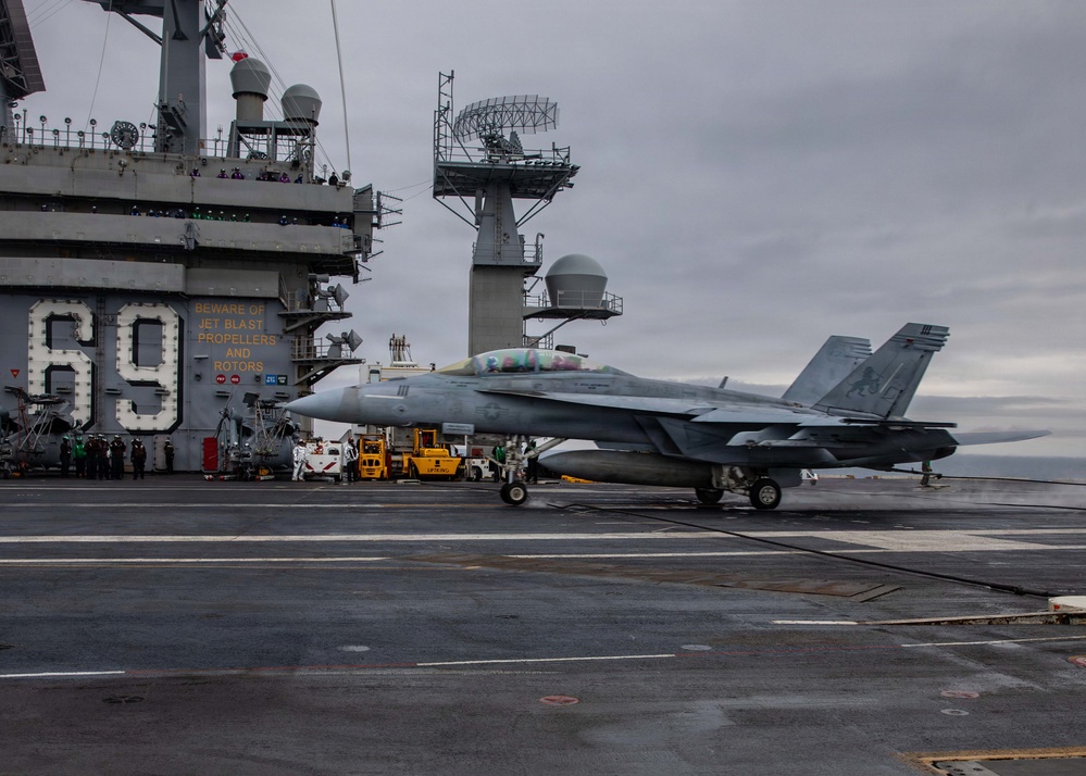 IKE conducts flight deck certification in the Atlantic Ocean