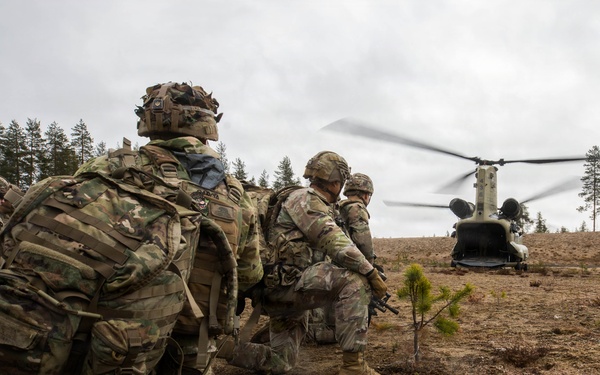 U.S. Soldiers conduct hot load training in Finland during Saber Strike