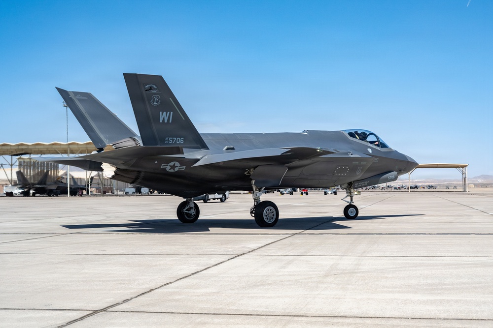 Wisconsin Air National Guard F-35s integrate with 6 WPS