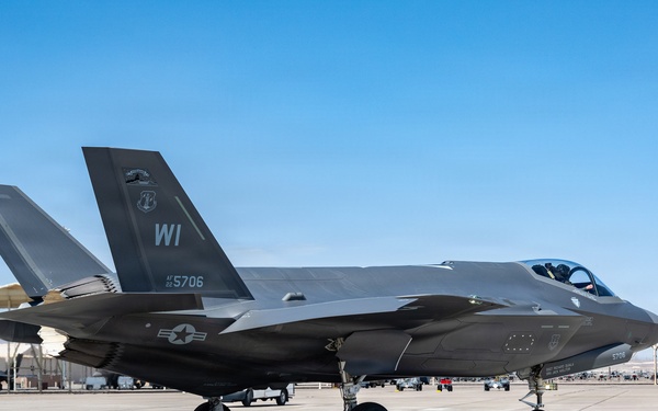 Wisconsin Air National Guard F-35s integrate with 6 WPS