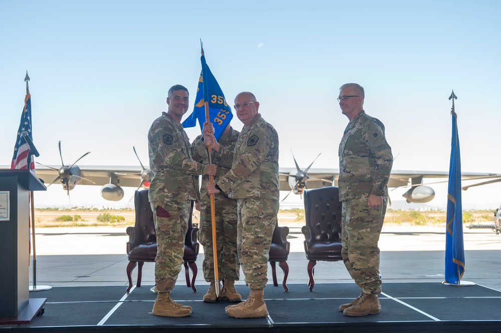355 MXG Change of Command