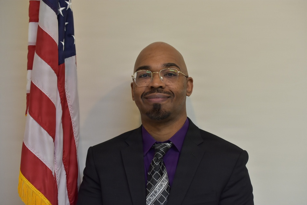 Headshot of Brandon Gregory
