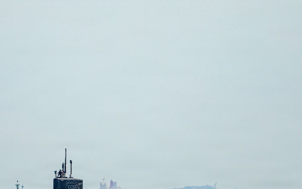 USS Montana (SSN 794) pulls into CFAY