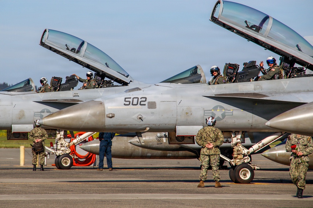 VAQ-142 Homecoming
