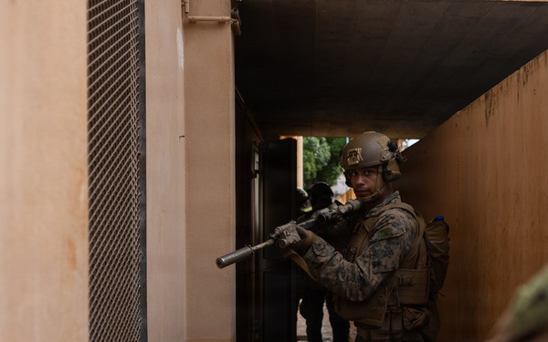 U.S. Marines with MRF-D participate in SME exchange with partner nation during Exercise Tagata Toa 26