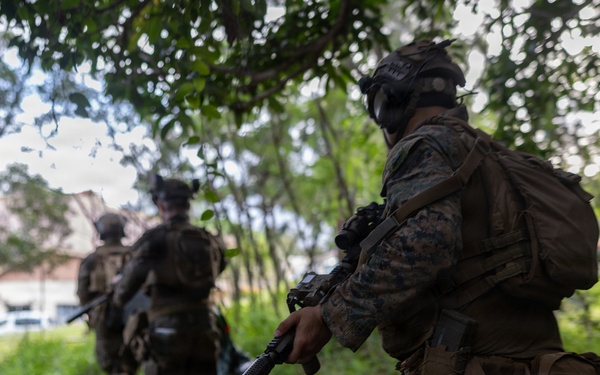 U.S. Marines with MRF-D participate in SME exchange with partner nation during Exercise Tagata Toa 26