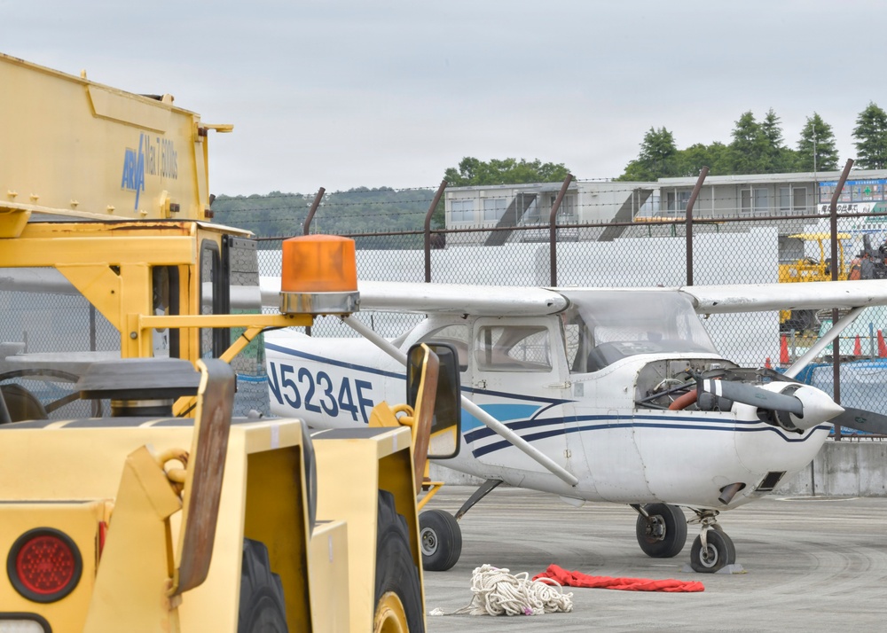 CDDAR Airmen train aircraft recovery capabilities at Yokota
