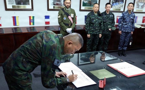 RAdm. Chanate Singhachan Visits Tri-Command