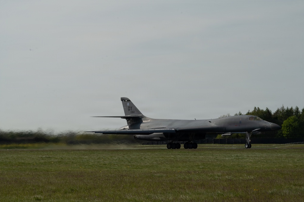 B-1B Lancer operations