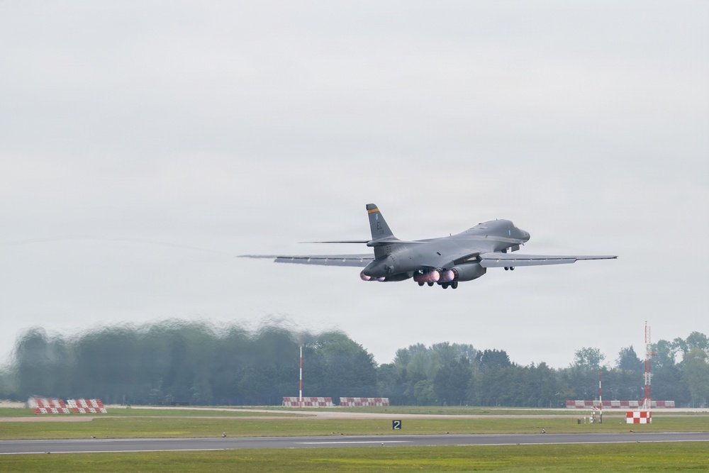 Lancers soar for conditioning flights
