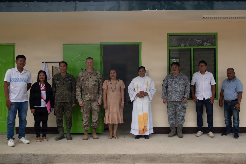 Salaknib 2026: U.S. Soldiers, Armed Forces of Philippines Open a School in Casiguran