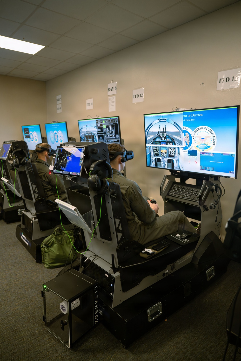Student Naval Aviators Train Using Virtual Reality Simulator