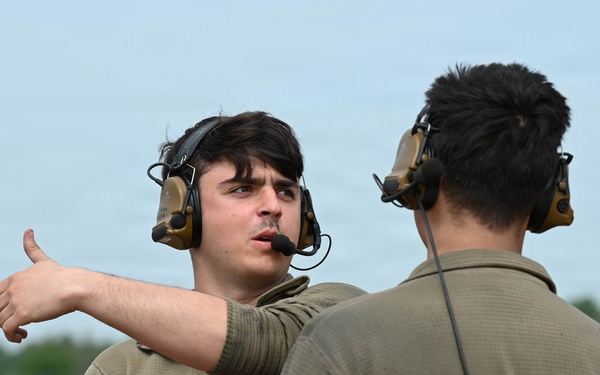 B-1B Lancers perform conditioning flight