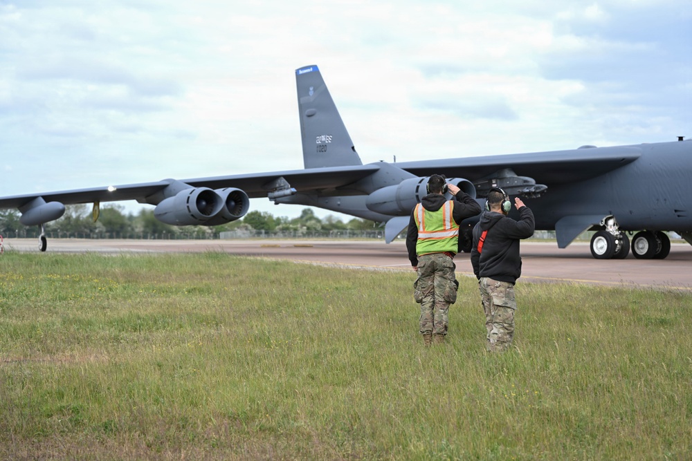 B-52 Stratofortress takes off for conditioning flight