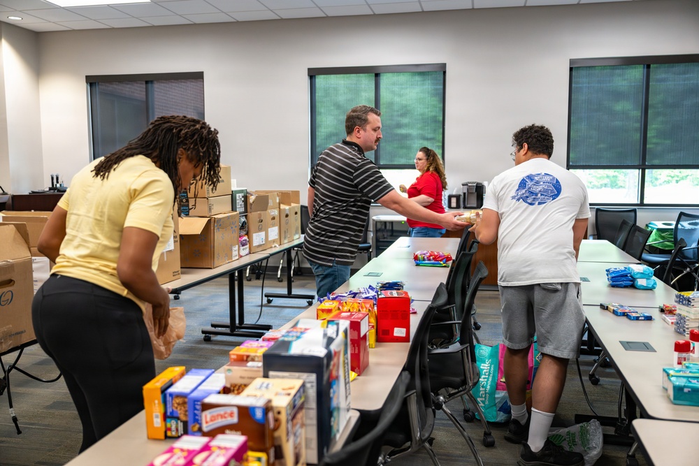 AEDC Enlisted Force Council Join Jack Daniel’s to Support Deployed Service Members