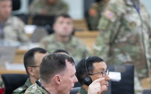 Distinguished visitors assess coalition readiness during African Lion 26