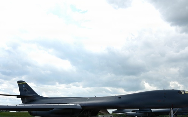 Lancer Bomber lifts off for conditioning flight