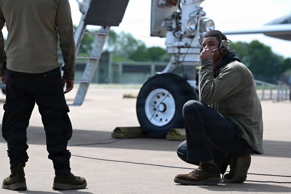 Lancer Bomber lifts off for conditioning flight