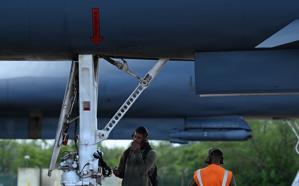 Lancer Bomber lifts off for conditioning flight