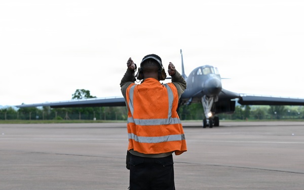 Lancer Bomber lifts off for conditioning flight