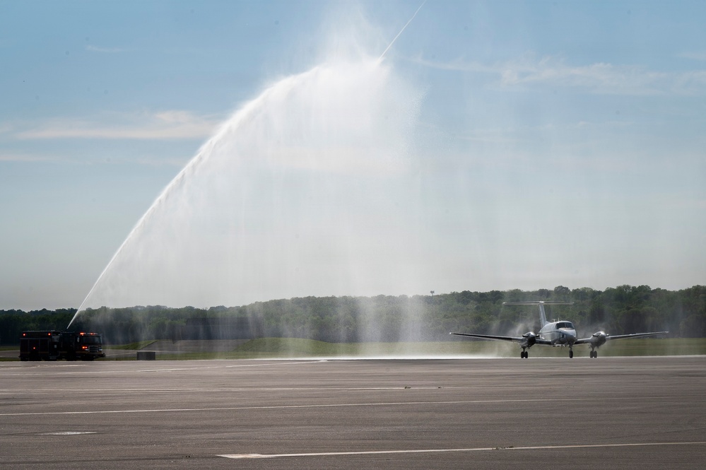 AFLCMC Commander is Honored with Fini Flight