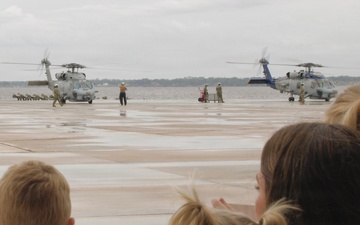 Helicopter Maritime Strike Squadron (HSM) 70 “Spartans" Returns Home to Naval Air Station Jacksonville